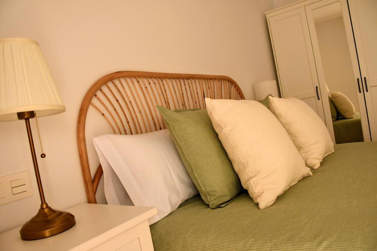 Arco da Vella apartamentos Villanueva De Arosa Bagian luar foto